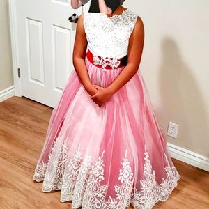 Burgundy dress for girls. Size 12.